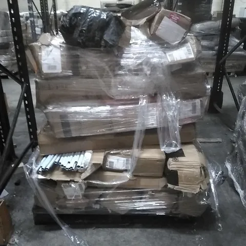 PALLET CONTAINING APPROXIMATELY 35 TENTS