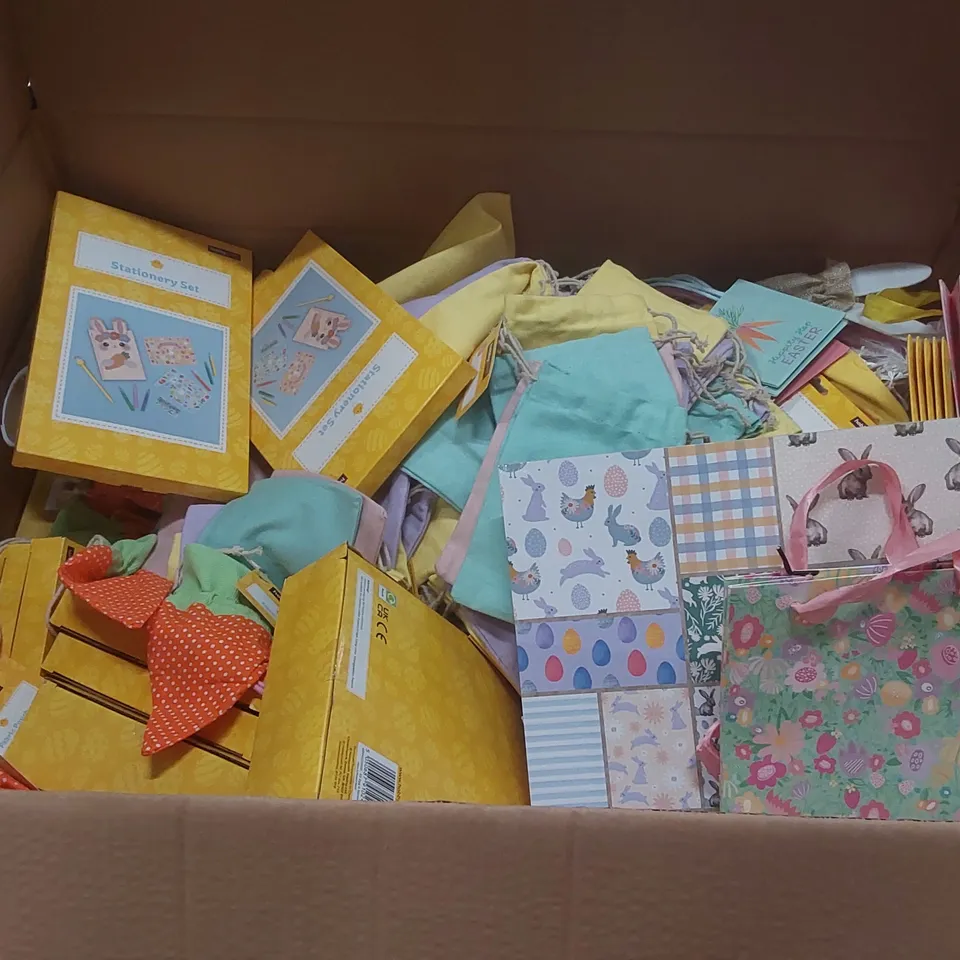 PALLET CONTAINING A VERY LARGE QUANTITY OF ASSORTED EASTER PRODUCTS
