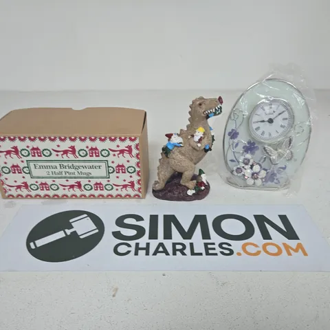 LOT OF APPROXIMATELY 20 ASSORTED POTTERY ITEMS TO INCLUDE MUGS, DINOSAUR ORNAMENT AND A BUTTERFLY CLOCK