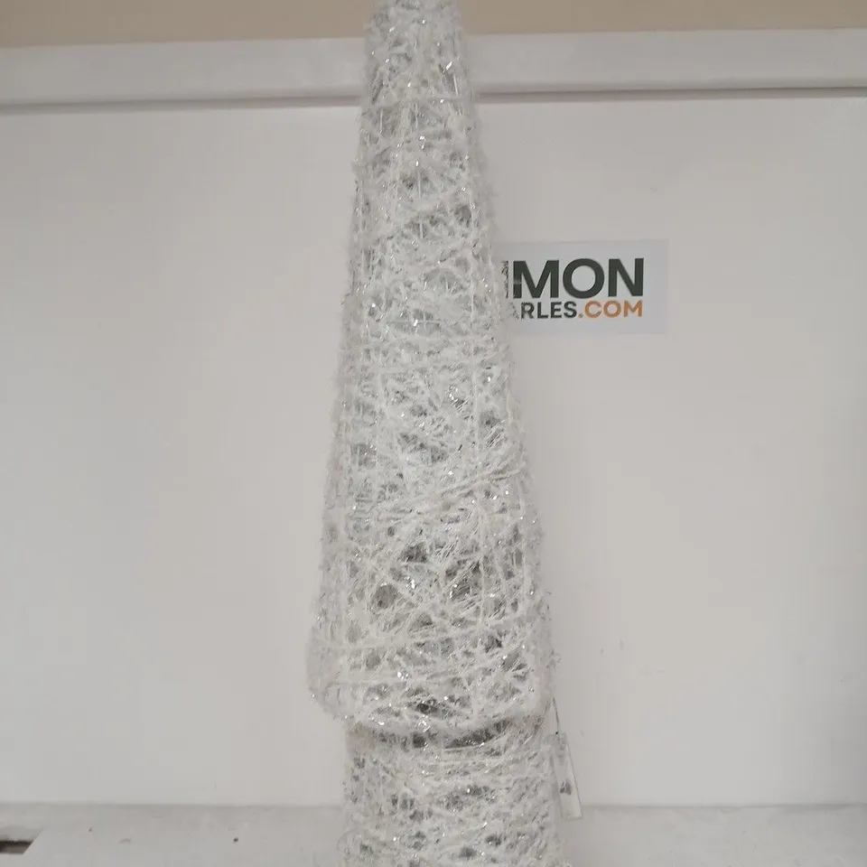 SILVER CONE LED CHRISTMAS TREE SET