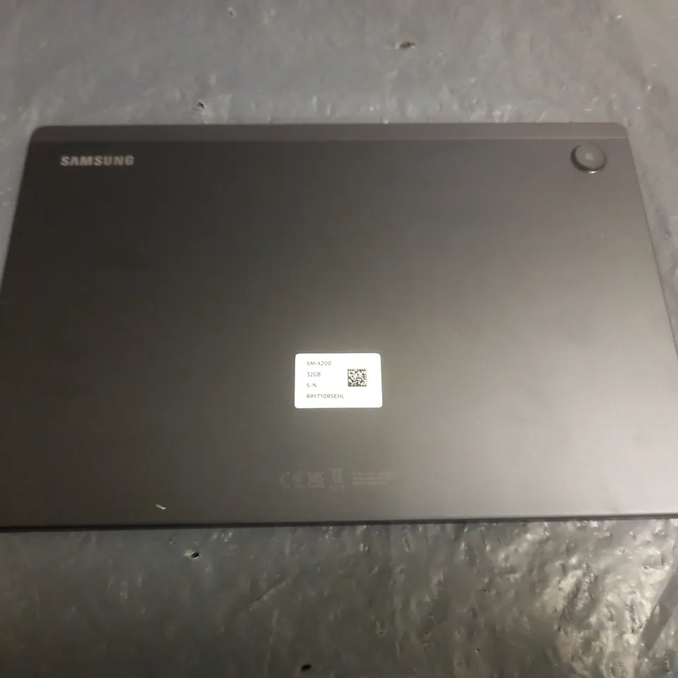 UNBOXED SAMSUNG SM-X200 TABLET