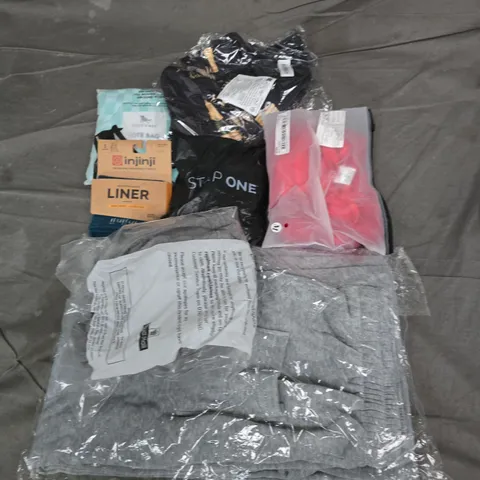 APPROXIMATELY 25 ASSORTED CLOTHING ITEMS IN VARIOUS SIZES, STYLES & COLOURS TO INCLUDE BRANDS SUCH AS STE ONE, INJINJI, DOCK & BAY, ETC - COLLECTION ONLY