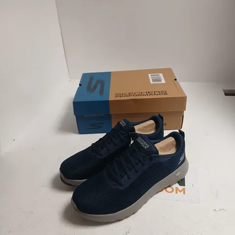 UK 11 SKECHERS GO WALK MAX-EFFORT SNEAKERS β NAVY/GREY