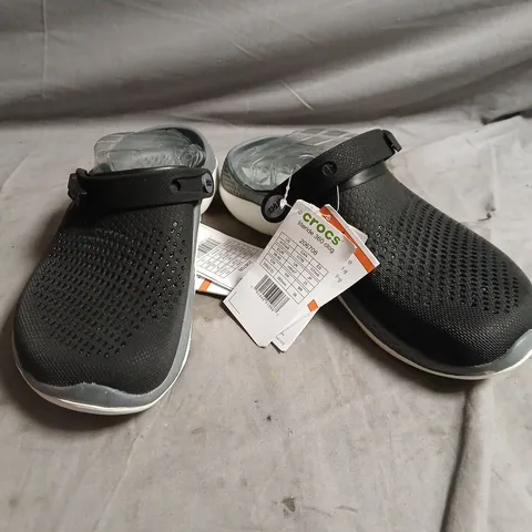 CROCS LITERIDE 360 CLOG – BLACK, UK 6 (US 7 / EU 39-40)