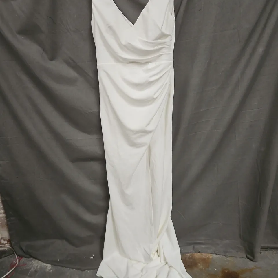 EVER PRETTY WOMENS DRESS IN WHITE - UK 10