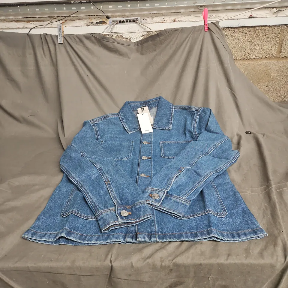 MANGO DENIM JACKET EXTRA SMALL WITH TAGS