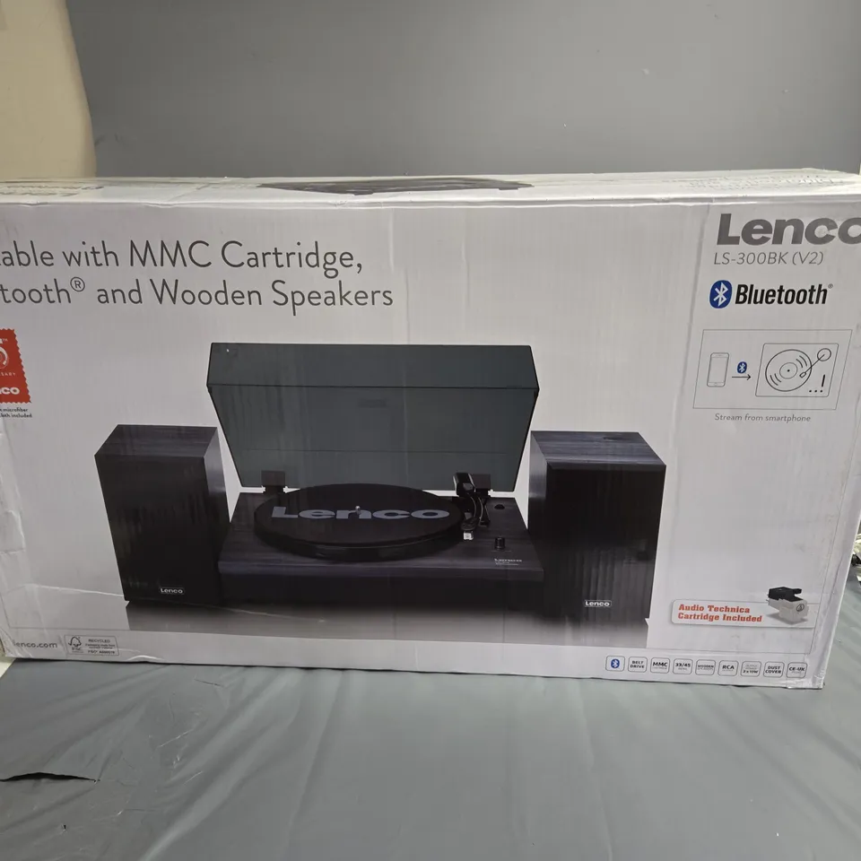 LENCO LS-300BK TURNTABLE WITH MMC CARTRIDGE, BLUETOOTH AND WOODEN SPEAKERS