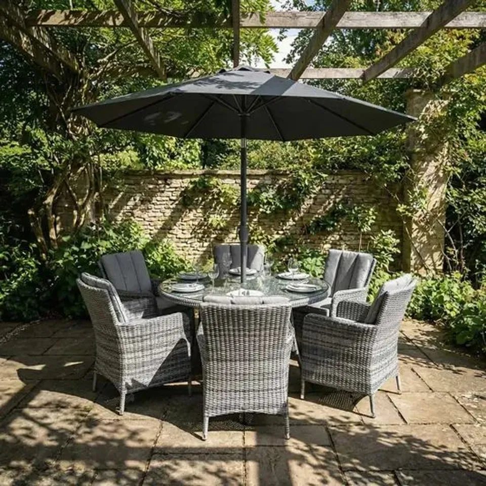 BOXED MONACO 6-SEATER LUXURY ROUND RATTAN OUTDOOR DINING SET (CHAIRS ONLY) X2