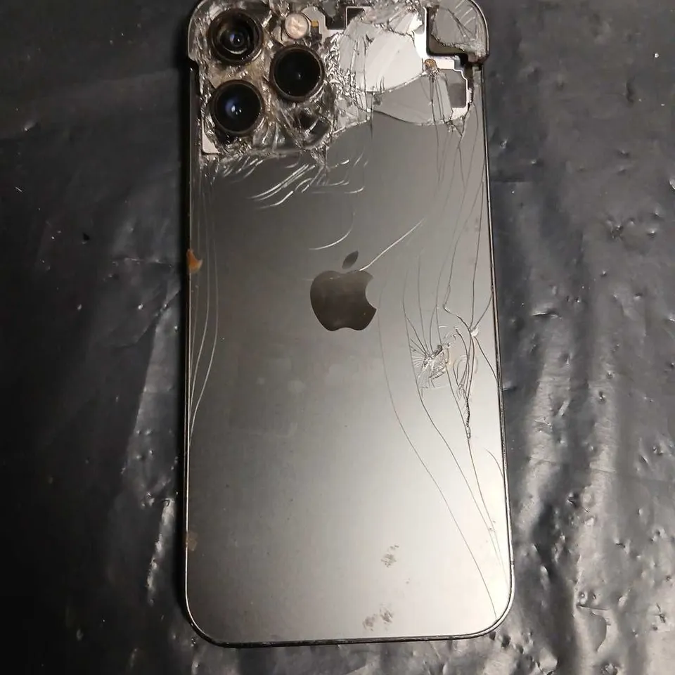 APPLE IPHONE WITH TRIPLE-CAMERA REAR MODEL UNVERIFIED