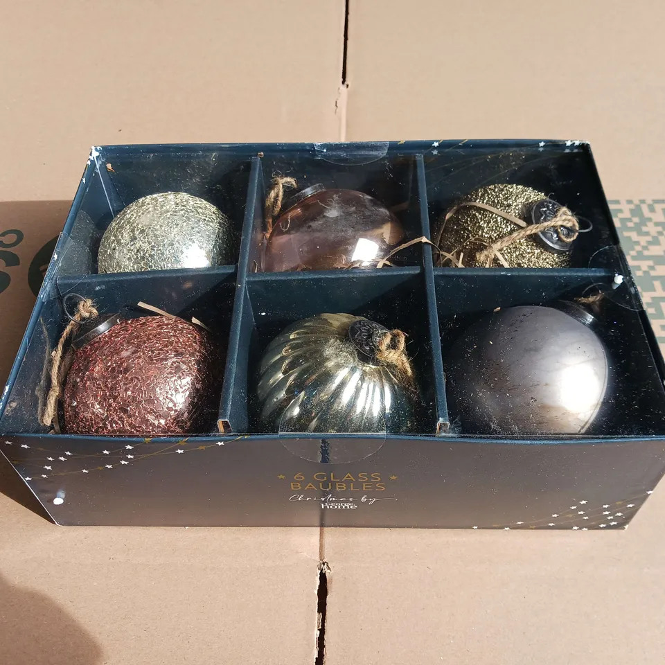 4 BOXES OF 6 GLASS CHRISTMAS BAUBLES BY GEORGE HOME 