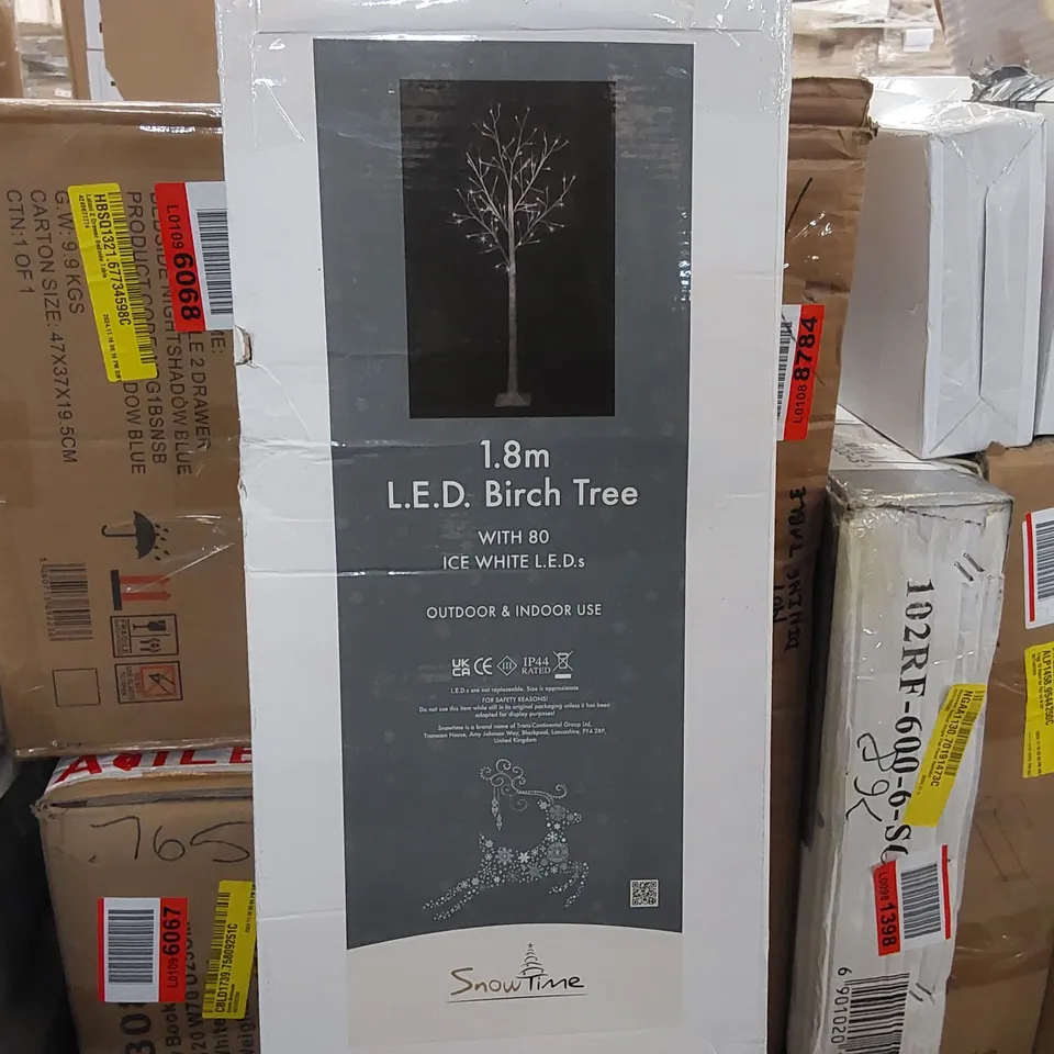 BOXED 1.8M ARTIFICIAL LED BIRCH TREE WITH 80 WHITE LIGHTS (1 BOX)