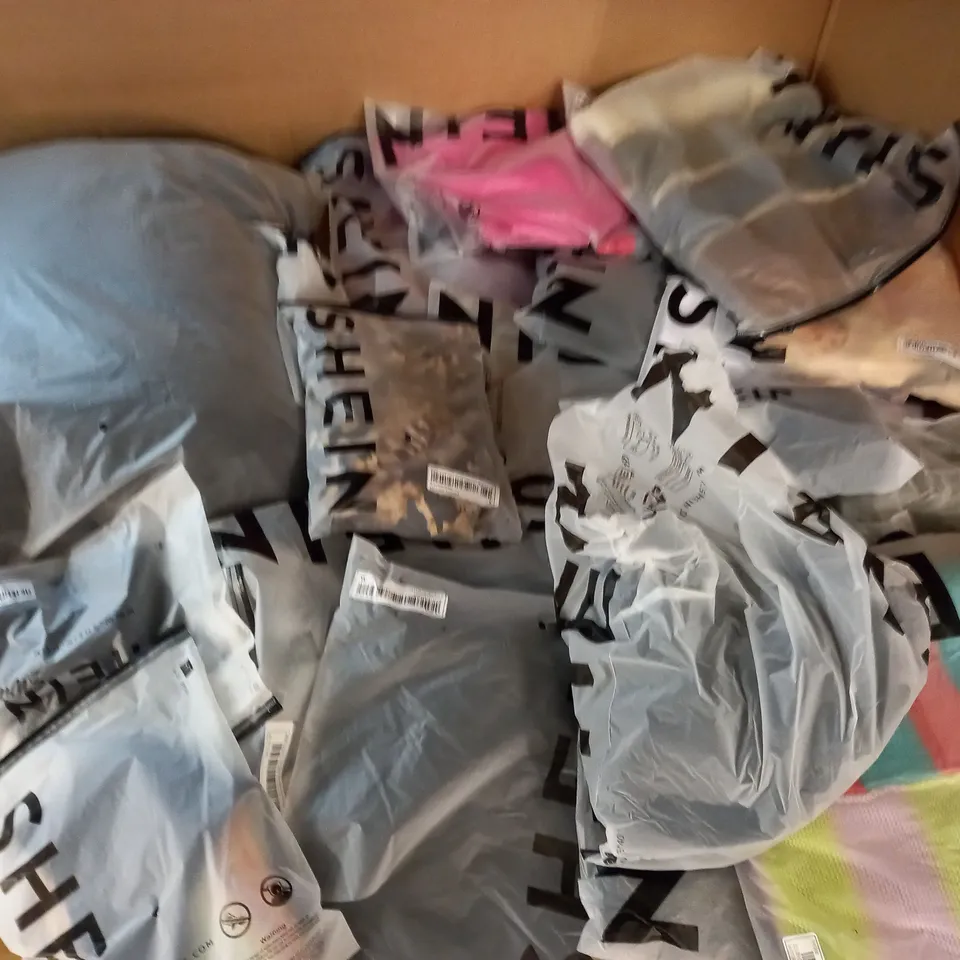 LOT OF 20 ASSORTED BAGGED SHEIN CLOTHING ITEMS IN VARIOUS SIZES