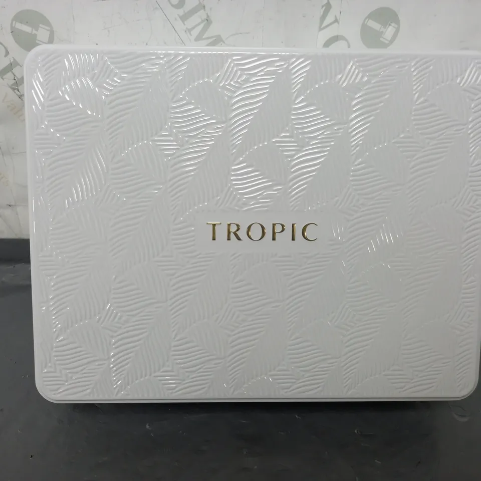 TROPIC GIFT OF PEACE SET