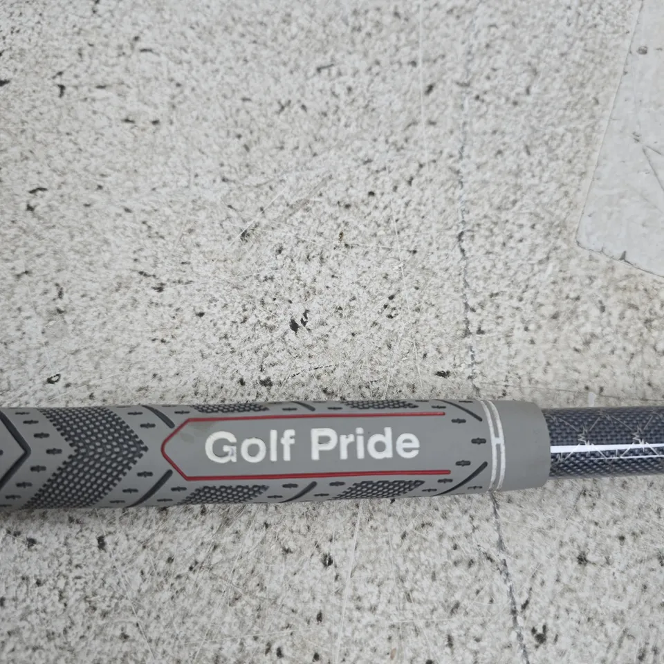 CALLAWAY ROGUE ST DRIVER WITH GOLF PRIDE MCC GRIP
