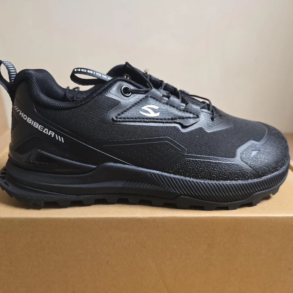 BOXED PAIR OF HOBIBEAR BLACK TRAINERS - SIZE 37