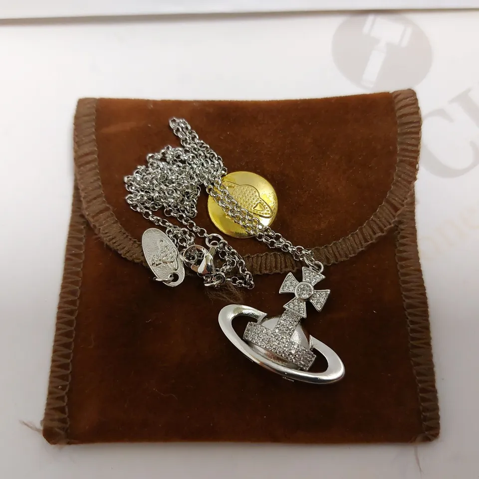 VIVIENNE WESTWOOD STYLE SILVER EFFECT NECKLACE