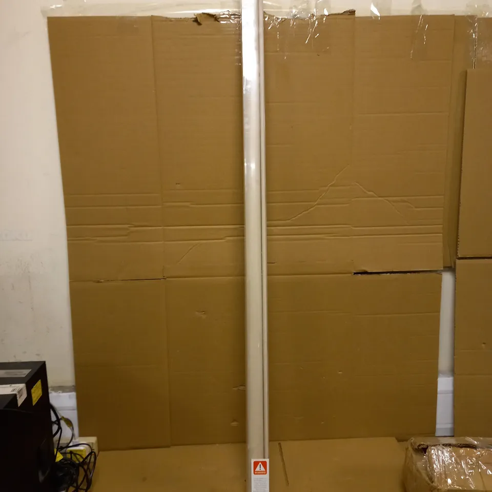 BLACKOUT ROLLER BLIND BEIGE 120 X 160CM (COLLECTION ONLY) RRP £20