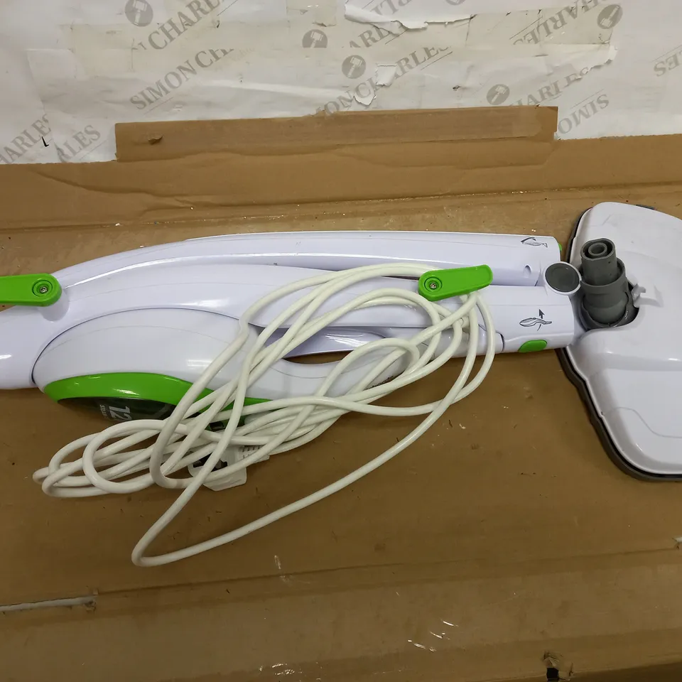 MORPHY RICHARDS STEAM CLEANER