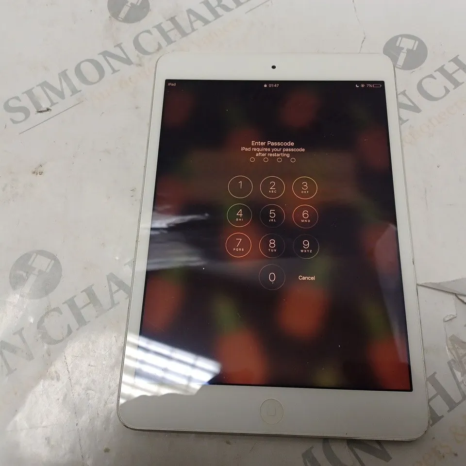APPLE IPAD MINI 2 A1489 SILVER