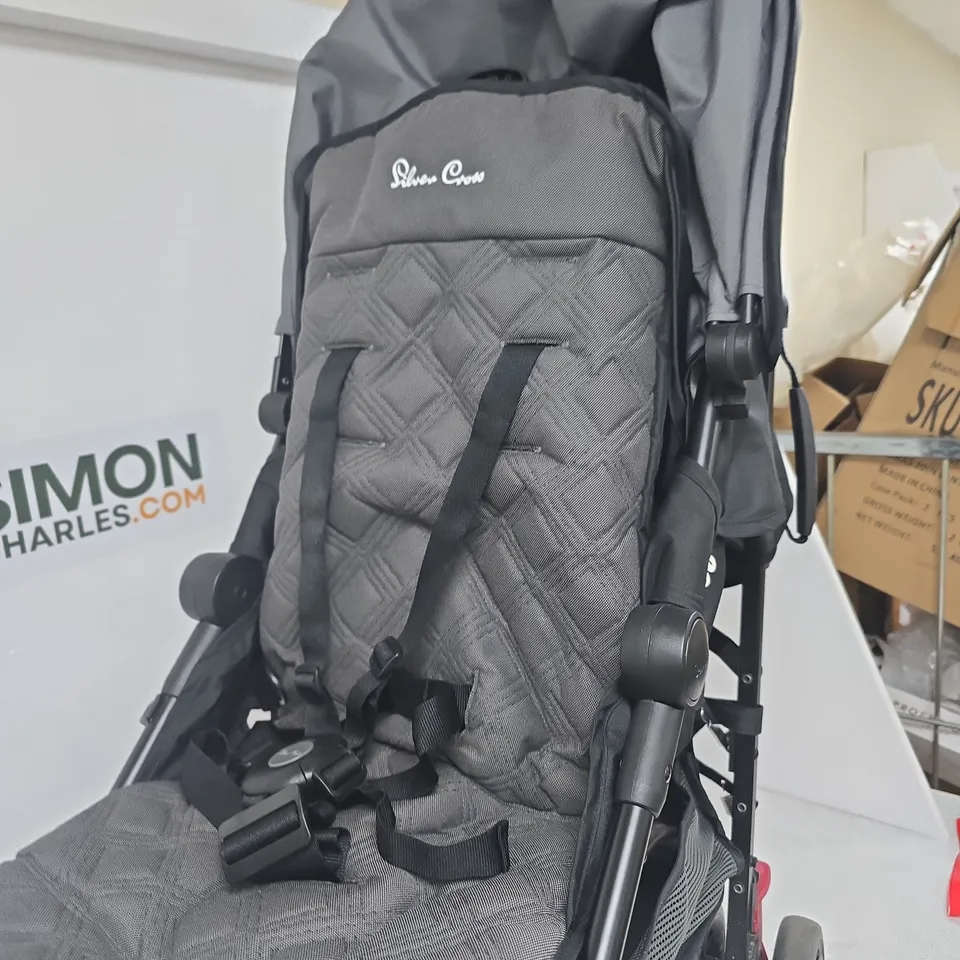 SILVER CROSS PUSHCHAIR IN GREY QUILTED FABRIC