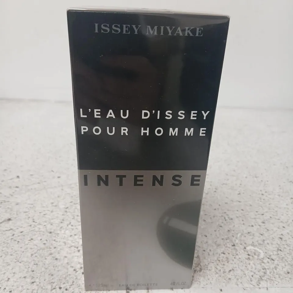 BOXED AND SEALED ISSEY MIYAKE "L'EAU D'ISSEY" INTENSE EAU DE TOILETTE POUR HOMME, 125ML