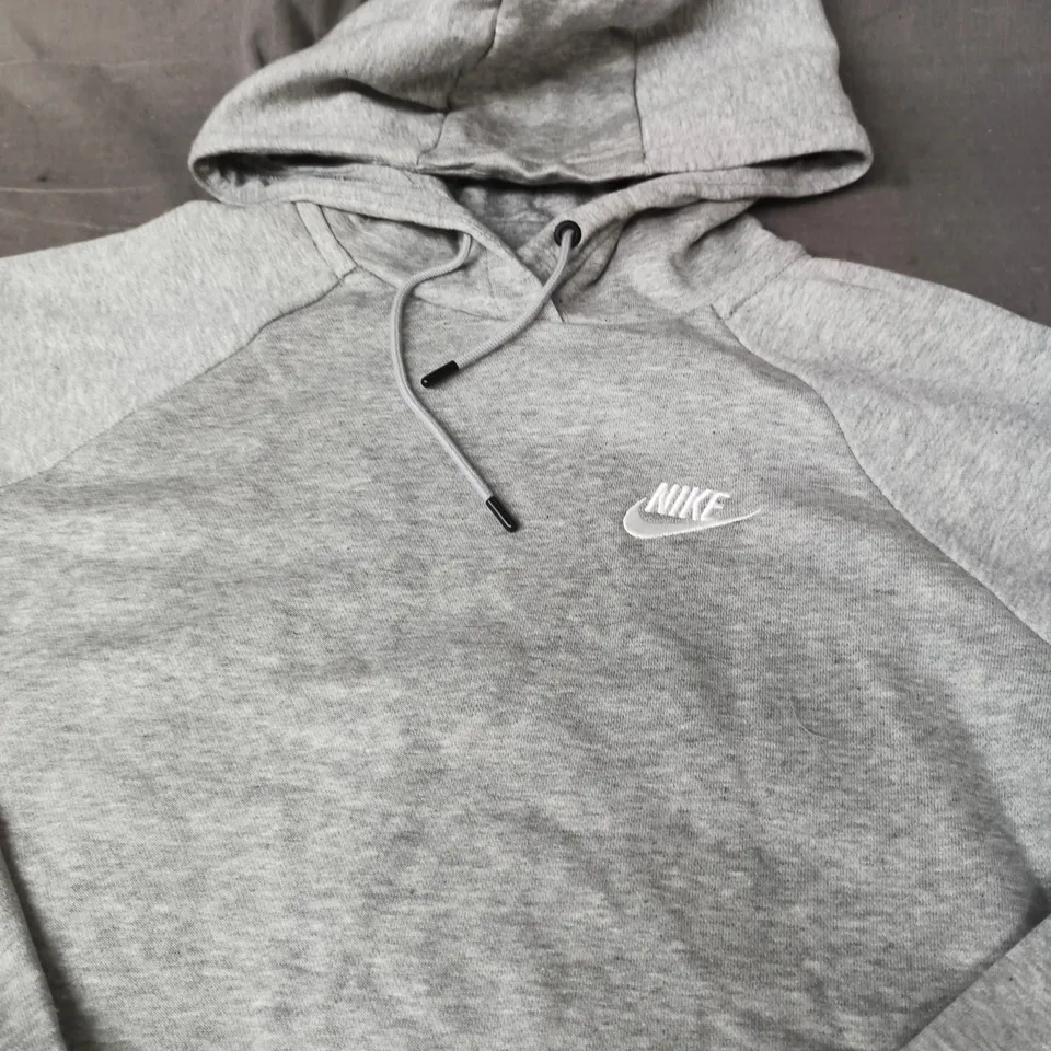 NIKE GREY HOODIE WITH WHITE SWOOSH - M