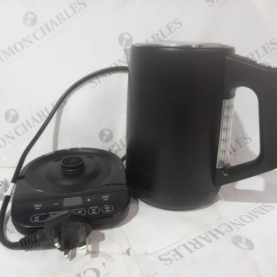 NINJA PERFECT TEMPERATURE KETTLE KT200UK