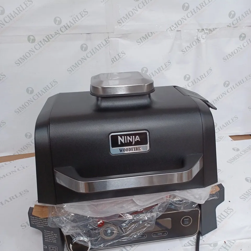 NINJA WOODFIRE ELECTRIC BBQ GRILL & SMOKER WITH AIR FRY FUNCTION OG701UKQ