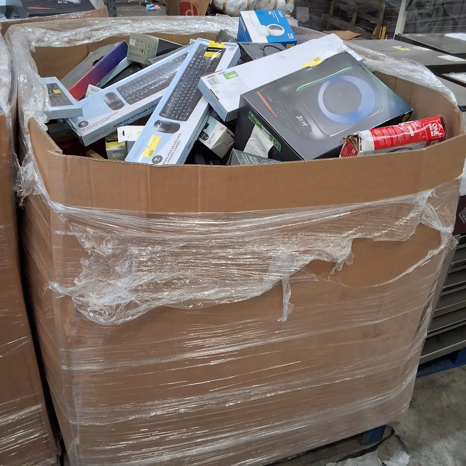 PALLET CONTAINING ASSORTED ELECTRICAL RETURNS INCLUDING BLUETOOTH PARTY SPEAKER, AERIAL, WIRELESS HEADPHONES, WIRELESS KEYBOARD & TOKYO PORTABLE DIGITAL RADIO