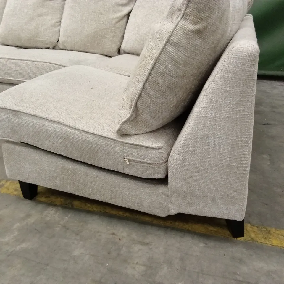 SANDERSON RIGHT HAND FABRIC CORNER CHAISE SOFA RRP £1249