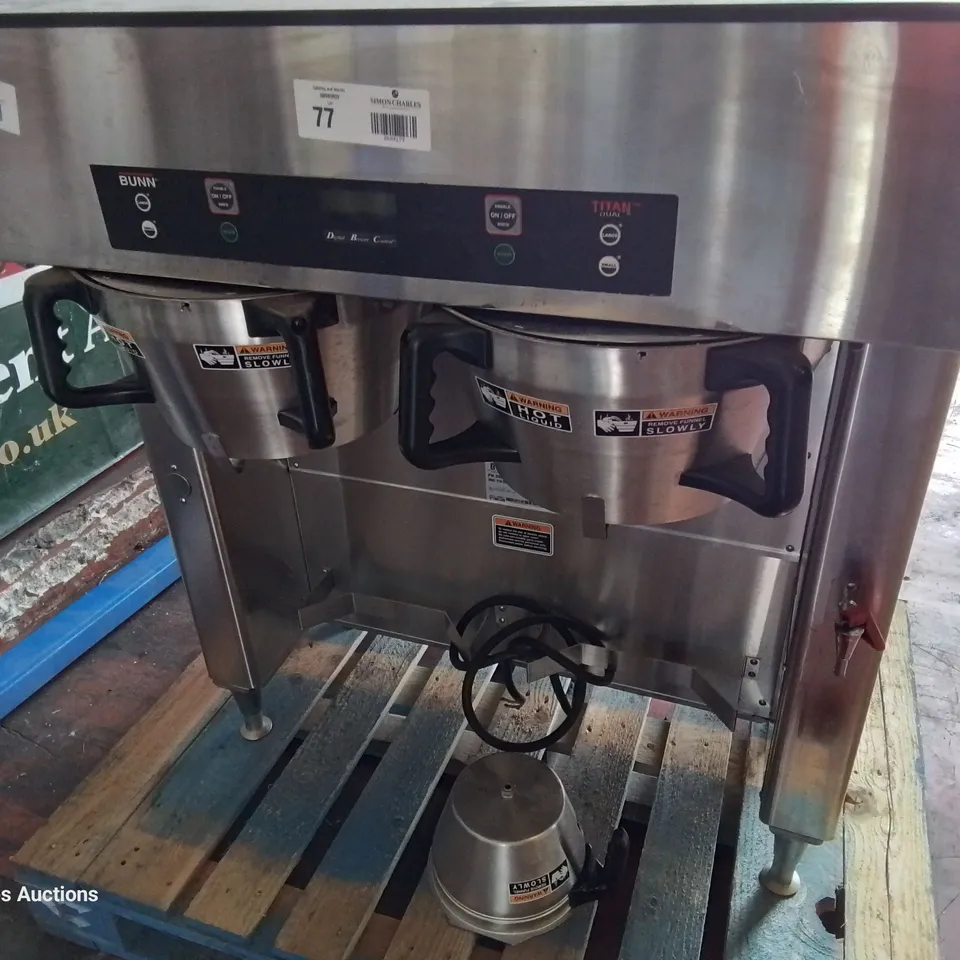 BUNN DUAL TITAN COMMERCIAL COFFEE BREWER