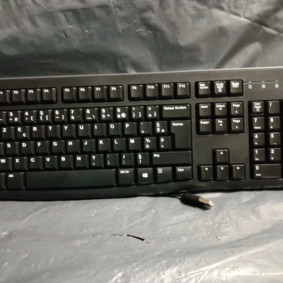 LOGITECH MK120 FRENCH COMPUTER KEYBOARD