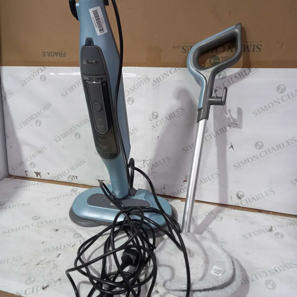 SHARK S6002UK STEAM FLOOR SCRUBBER