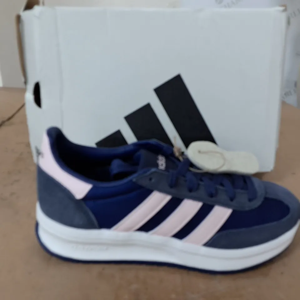 BOXED PAIR OF ADIDAS RUN 70S 2.0 UK 5 NAVY TRAINERS 