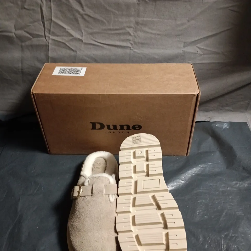 DUNE LONDON BEIGE SUEDE MULE SLIPPER WITH SHEARLING LINING – BOXED - SIZE EUR 38