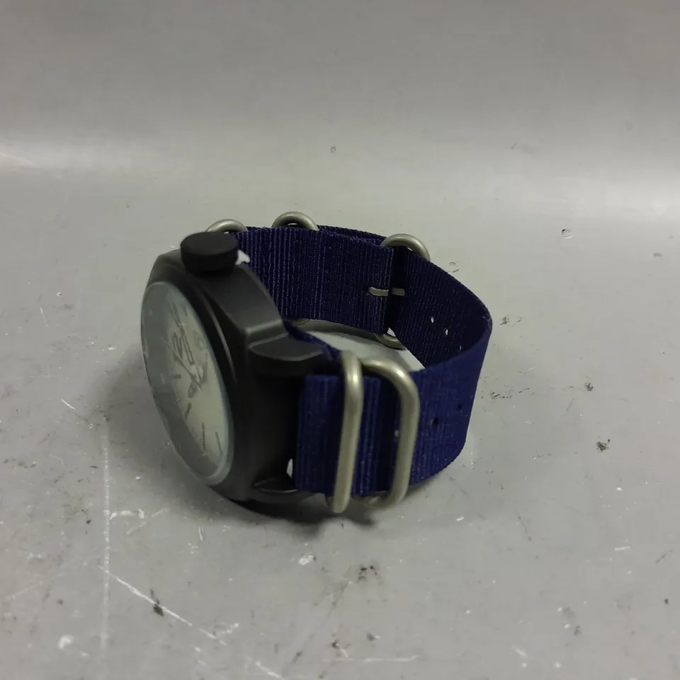 BOXED FRANK SCHMIDT WHITE PILOT DIAL WATCH WITH BLACK BEZEL & NAVY STRAP