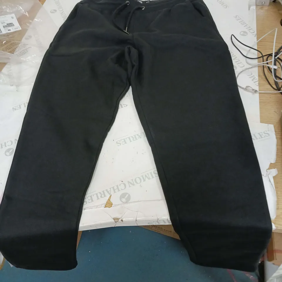 JACAMO BLACK JOGGERS SIZE W36 L38