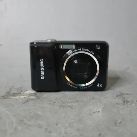 BOXED SAMSUNG ES25 DIGITAL CAMERA 