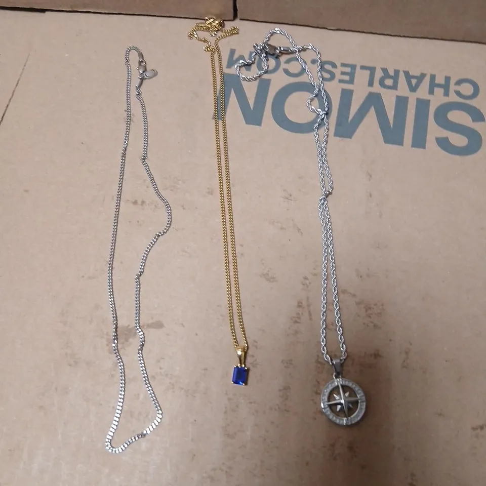APPROXIMATELY 15 PIECES OF ASSORTED CRAFTD LONDON JEWELLERY