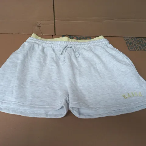 KAIIA DOUBLE WAISTBAND MINI SHORTS – LIGHT GREY MARL WITH VANILLA LEMON, UK 16
