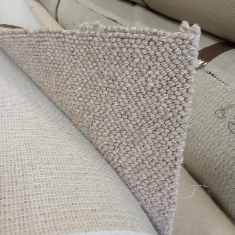 ROLL OF QUALITY BEACHCOMBER BARNACLE CARPET // APPROX SIZE: 6.5 x 4m