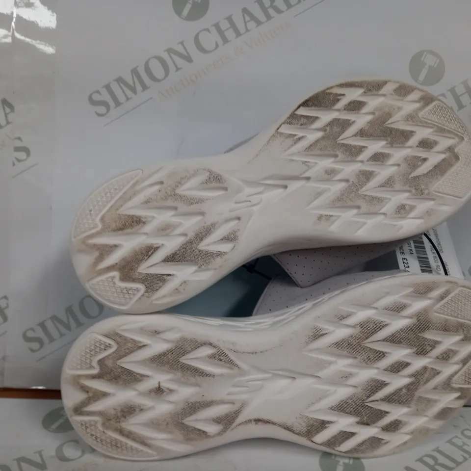 SKETCHERS GO WALK SANDAL - GREY SIZE 4