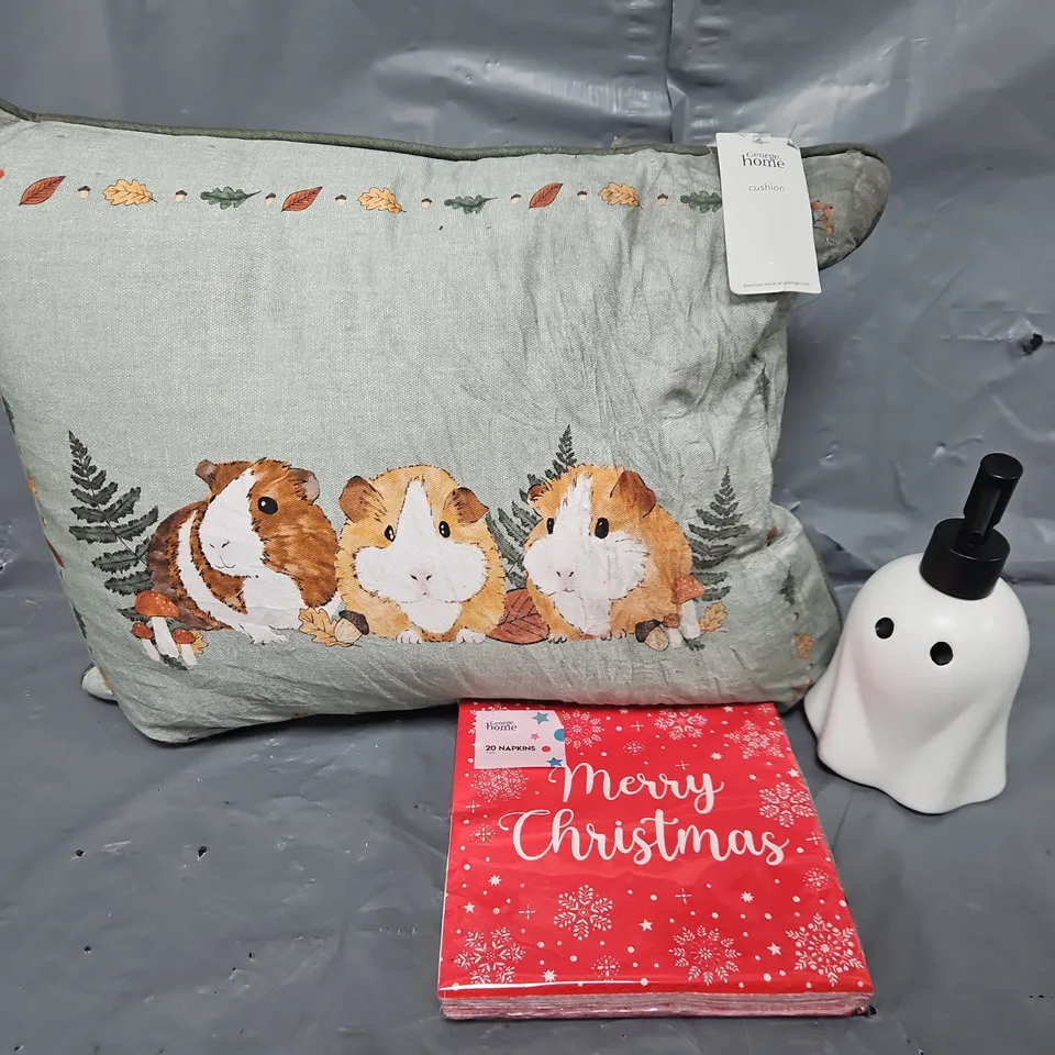 APPROXIMATELY 8 ASSORTED ITEMS TO INCLUDE NAPKINS, CUSHIONS, SOAP DISPENSERS, ETC
