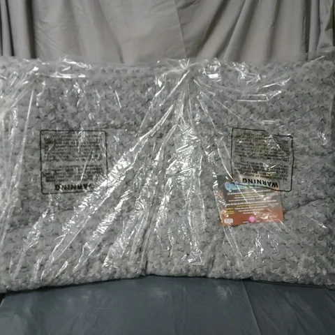 QUIET TIME LARGE PLUSH GREY PET BED - 107 CM 