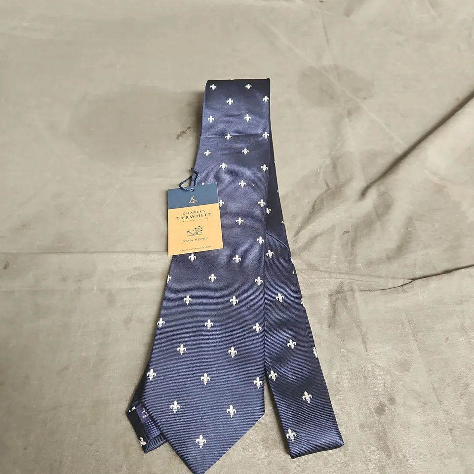 CHARLES TYRWHITT FLEUR DE LYS TIE IN FRENCH BLUE ONE SIZE 