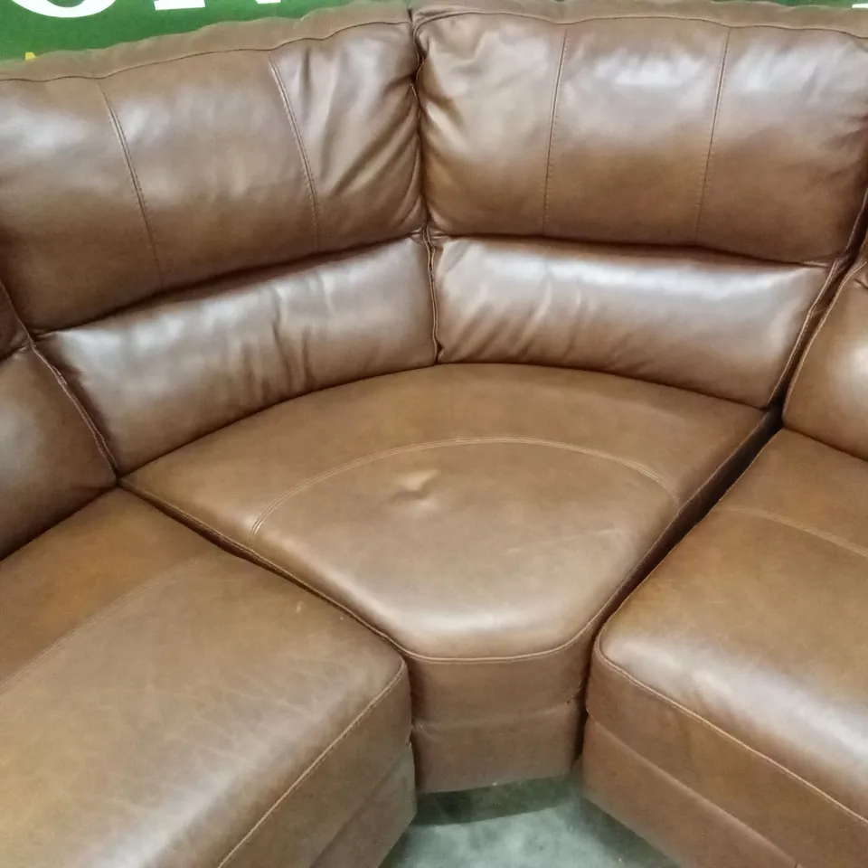 QUALITY DESIGNER ITALIAN MADE LEATHER CORNER SOFA - WALNUT