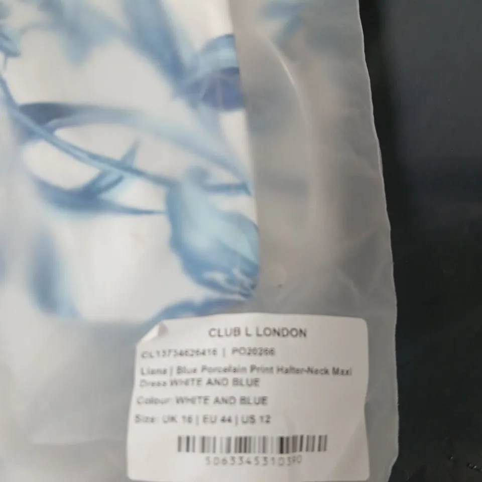 CLUB L LONDON WHITE & BLUE PORCELAIN PRINT HALTER-NECK MAXI DRESS – UK 16