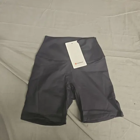 LULULEMON WOMENS GYM PANTS IN BLACK - MEDIUM