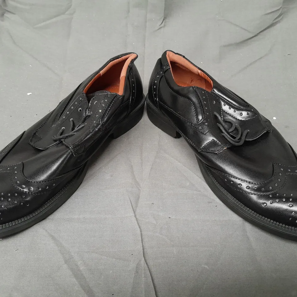 BOX OF APPROXIMATELY 15 ASSORTED PAIRS OF ASHWOOD LACE UP SHOES IN BLACK - VARIOUS SIZES