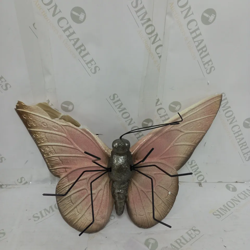 BOXED DECORATIVE BUTTERFLY IN GOLD/CORAL